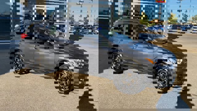 Used 2022 Subaru Crosstrek 2.0i Premium w/ Popular Package #2 image 3