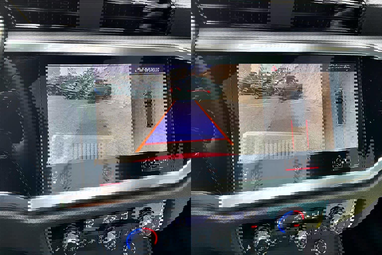 Used 2023 Audi Q3 2.0T Premium Plus image 30