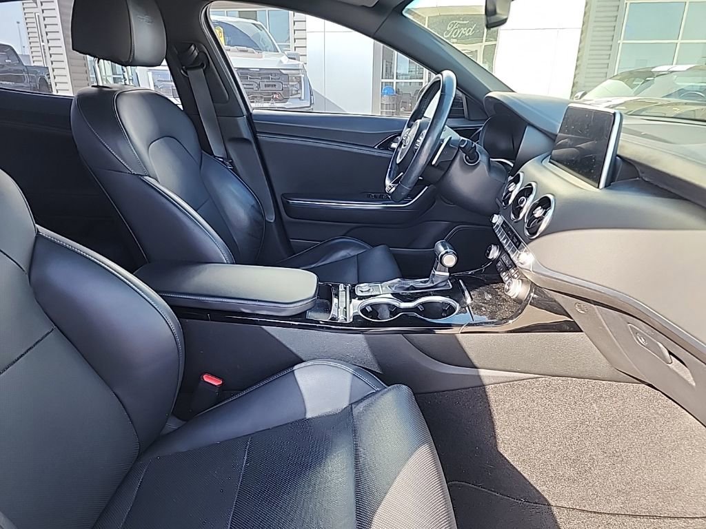 Used 2021 Kia Stinger GT-Line w/ Sun & Sound Package image 8