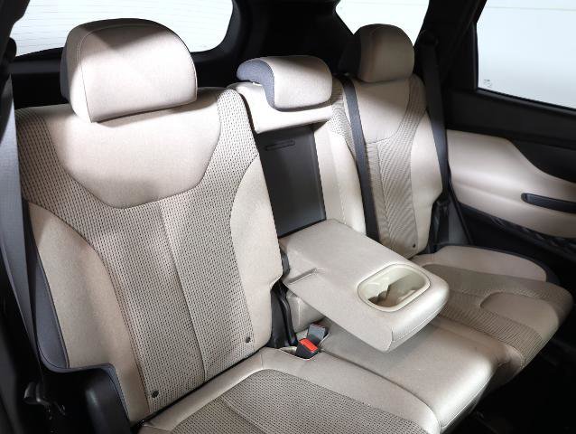 Used 2023 Hyundai Santa Fe SEL w/ Cargo Package image 10