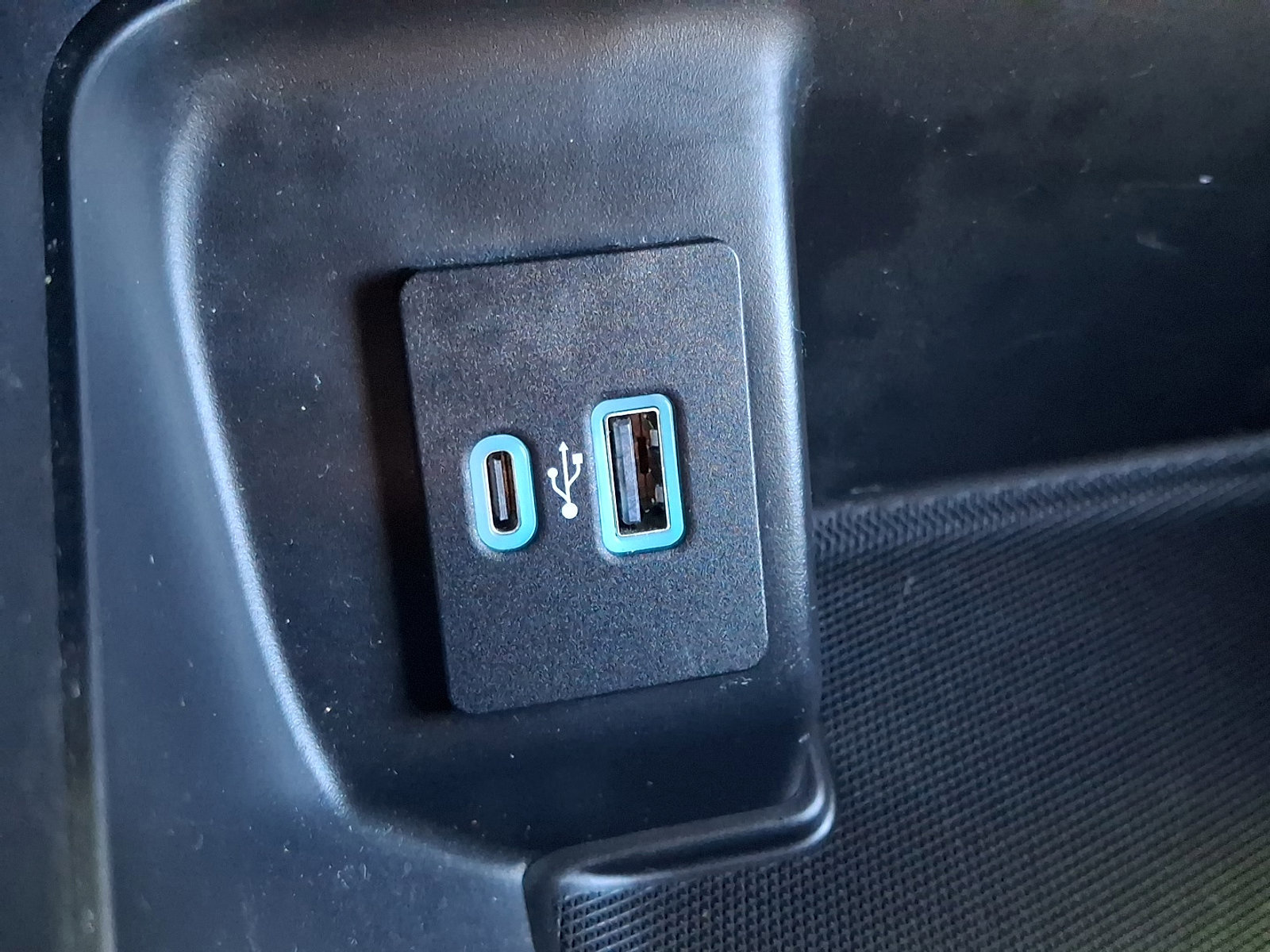 Certified 2022 Ford F150 XLT w/ Equipment Group 302A High image 27