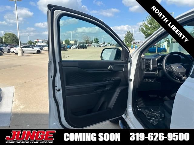 Certified 2026 Ford Ranger XLT w/ Black Appearance Package AWD/4WD image 13