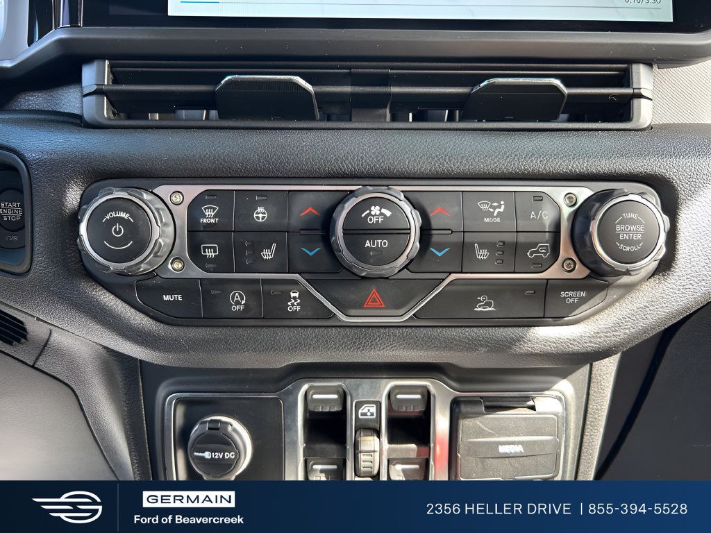 Used 2024 Jeep Wrangler Unlimited Sport AWD/4WD image 15