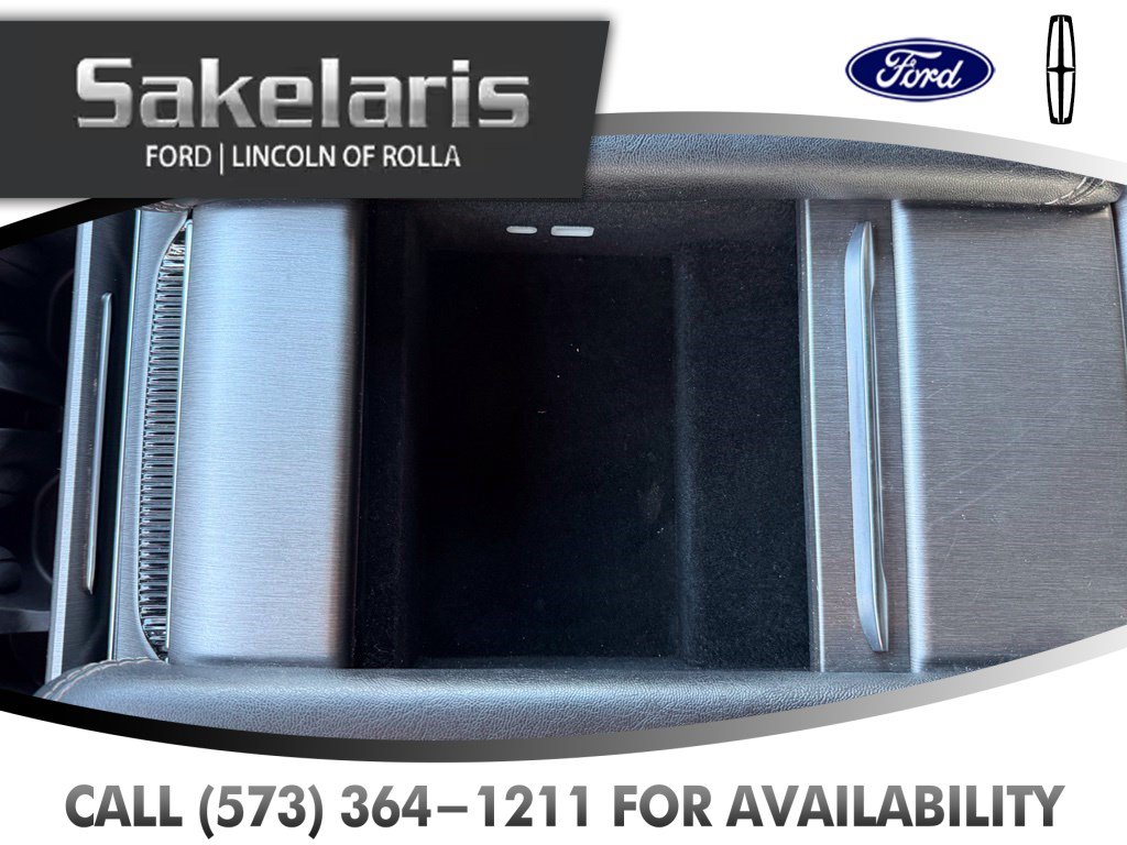 Used 2025 Jeep Wagoneer Series II w/ 8-Passenger Seating Package AWD/4WD image 27