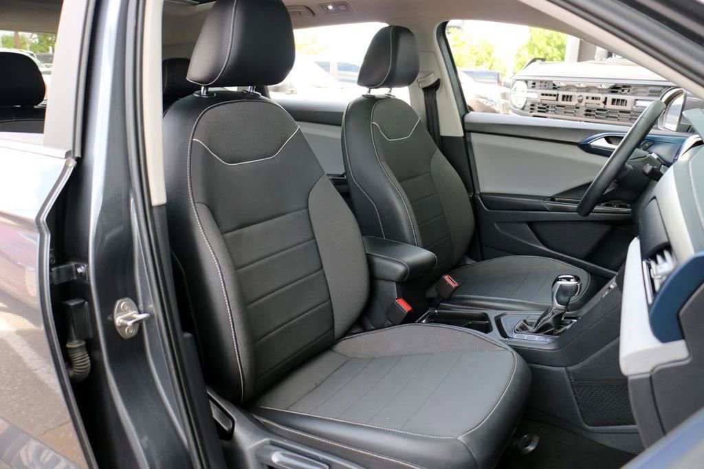 Used 2023 Volkswagen Taos SE FWD image 31