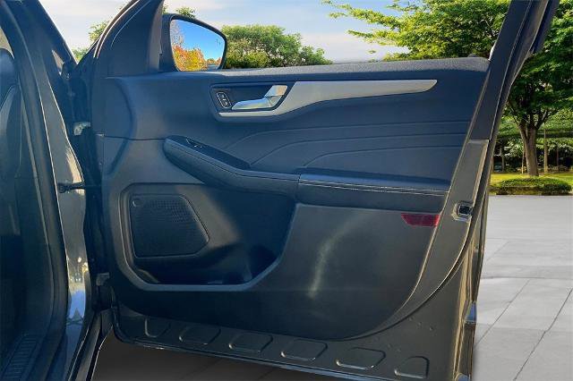 Certified 2022 Ford Escape SEL w/ Technology Package image 23