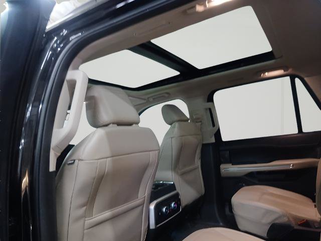 Certified 2022 Ford Expedition Limited AWD/4WD image 24