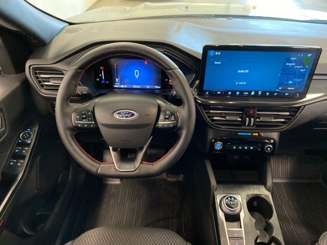 Certified 2025 Ford Escape ST-Line Select w/ Tech Pack #1 AWD/4WD image 12