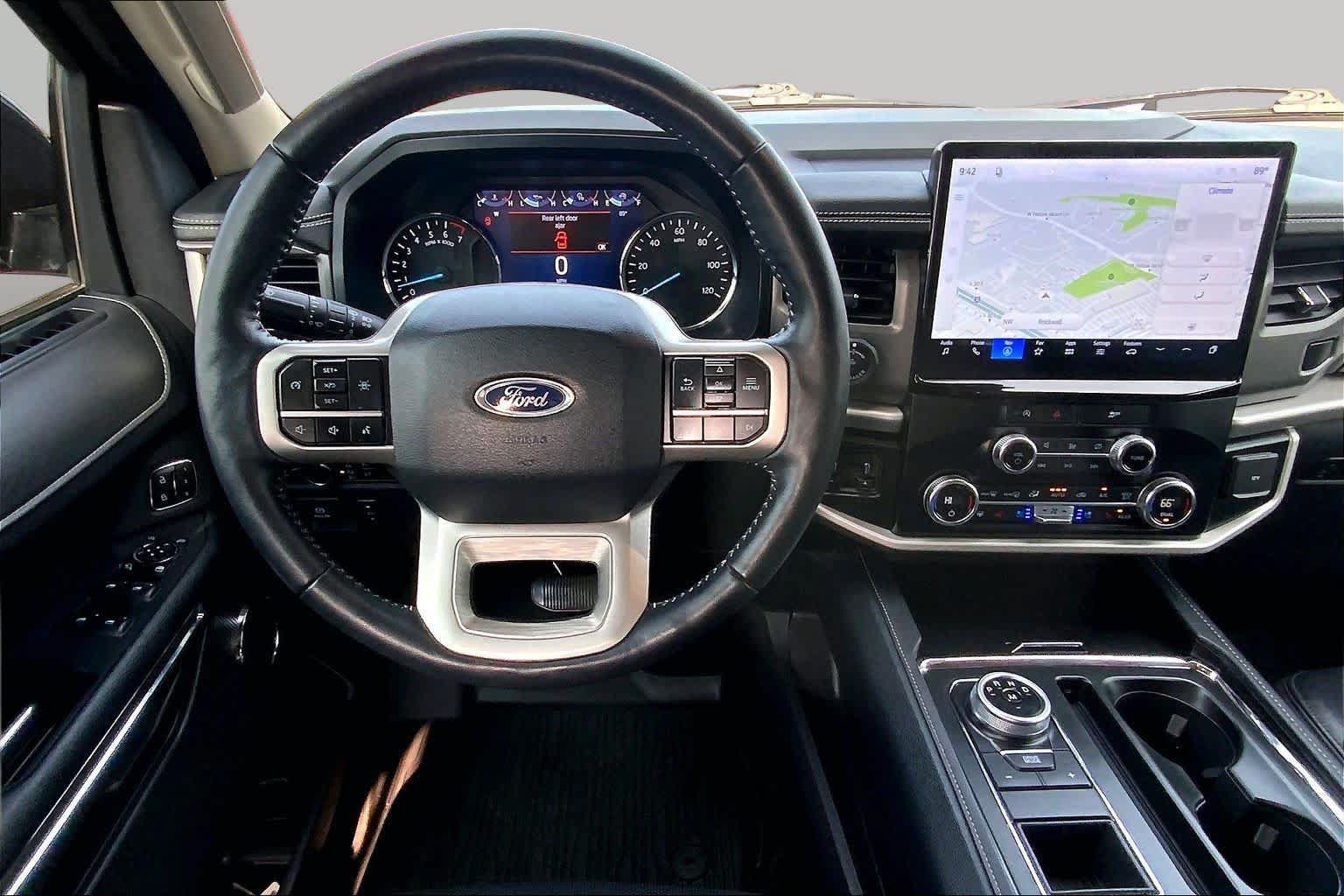 Certified 2023 Ford Expedition XLT RWD image 6