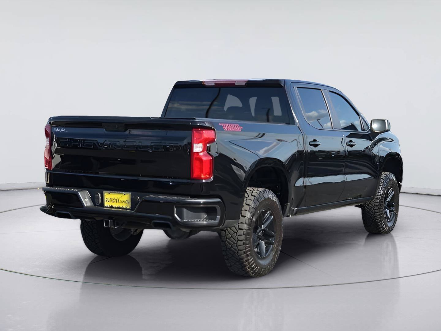 Used 2024 Chevrolet Silverado 1500 LT Trail Boss AWD/4WD image 6