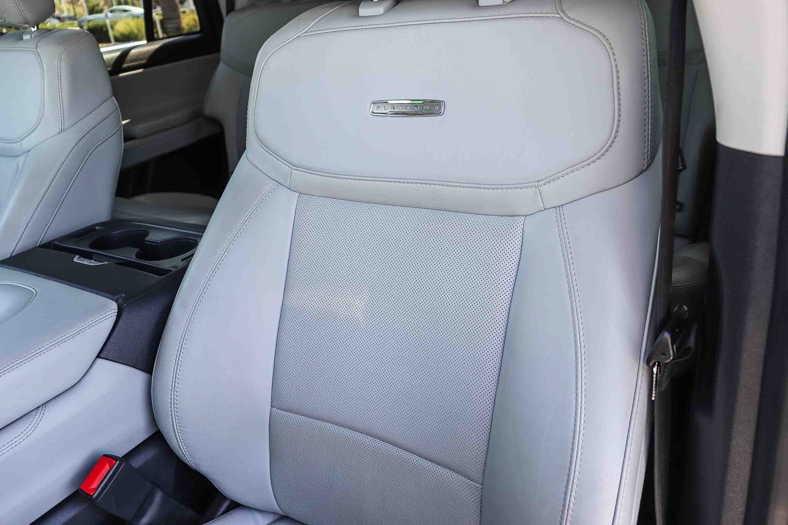 Certified 2025 Ford Expedition Platinum AWD/4WD image 26
