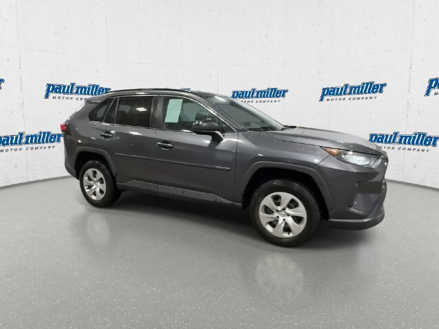 Used 2021 Toyota RAV4 LE FWD image 13