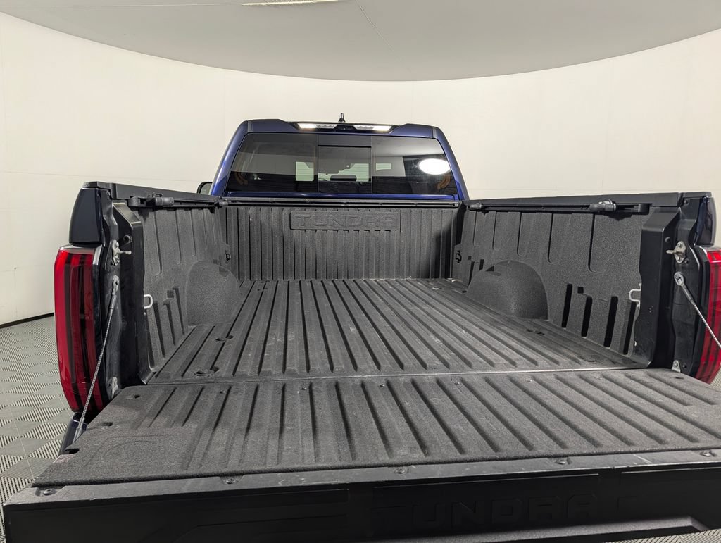 Used 2022 Toyota Tundra SR5 AWD/4WD image 6