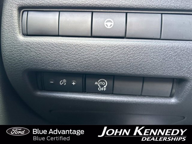 Used 2023 Nissan Rogue SV FWD image 23