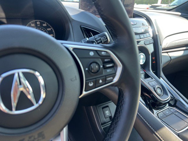 Used 2025 Acura RDX SH-AWD image 15