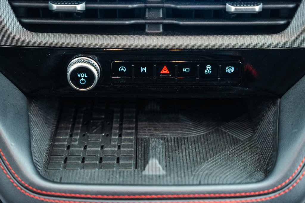 Certified 2025 Ford Explorer ST AWD/4WD image 25