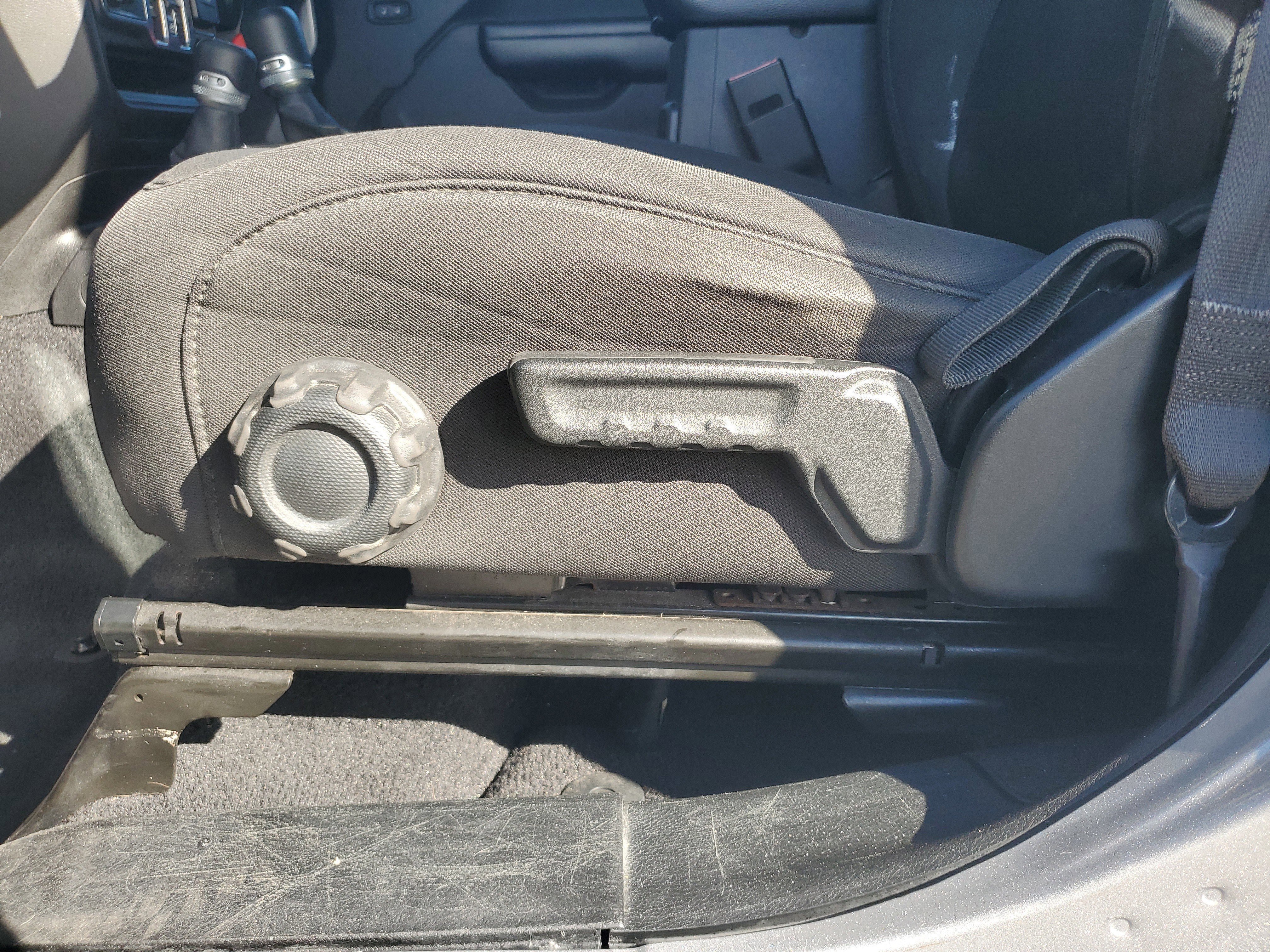 Used 2020 Jeep Wrangler Unlimited Sport S image 14