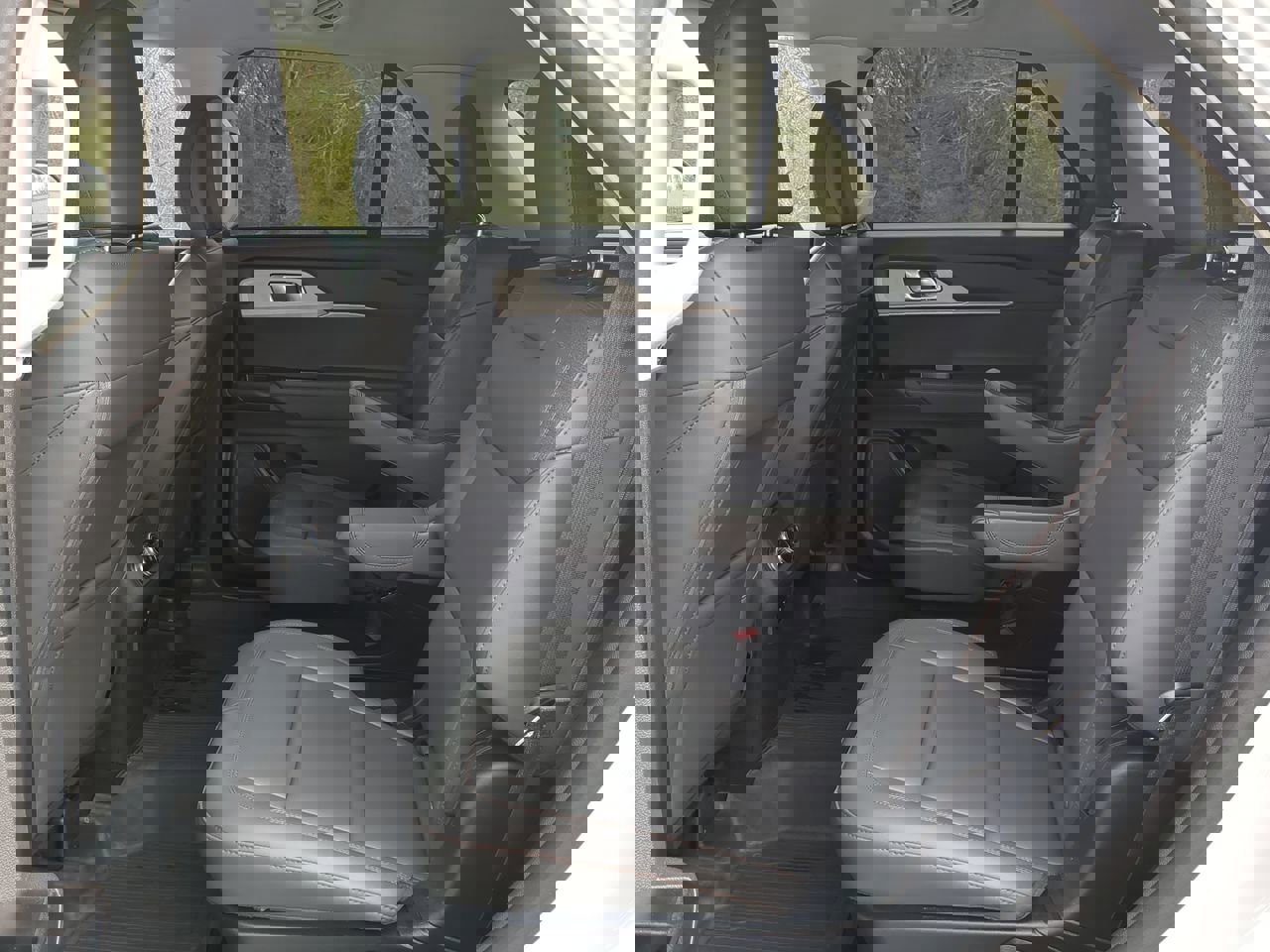 Certified 2025 Ford Explorer Active w/ Active Comfort Package image 12