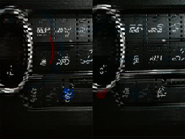 Certified 2018 Ford Expedition Platinum image 24