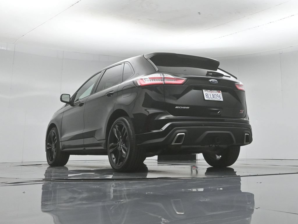 Certified 2019 Ford Edge ST w/ Equipment Group 401A AWD/4WD image 50