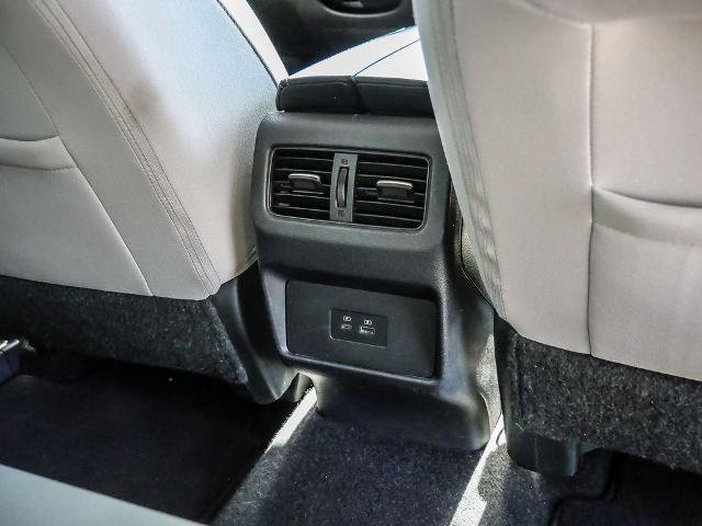 Used 2021 Nissan Rogue SV FWD image 20