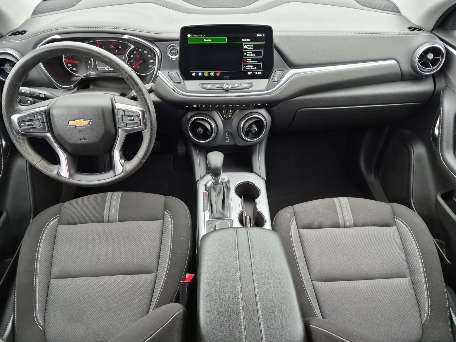 Used 2025 Chevrolet Blazer LT FWD image 28