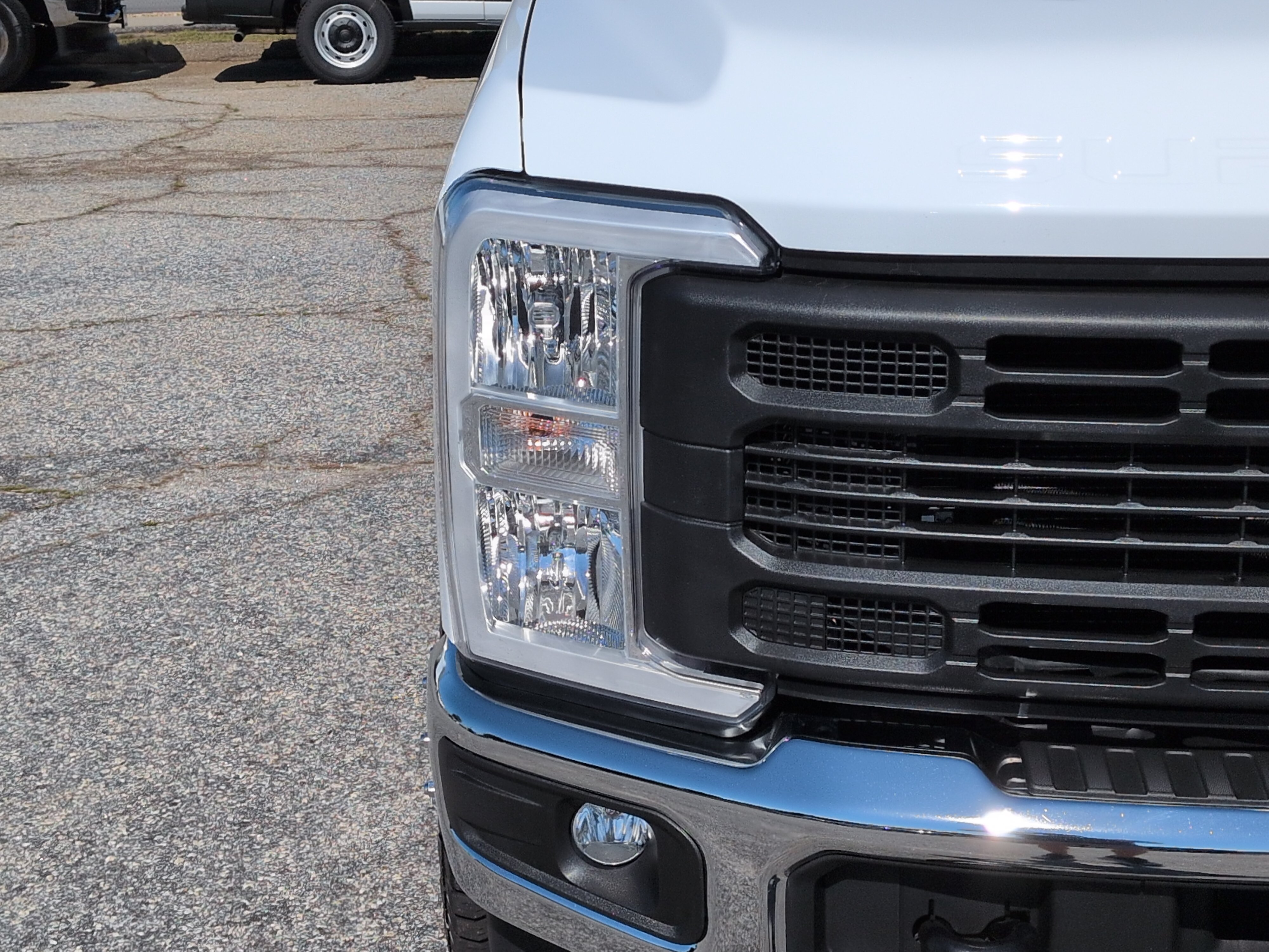 Certified 2023 Ford F350 XL AWD/4WD image 8