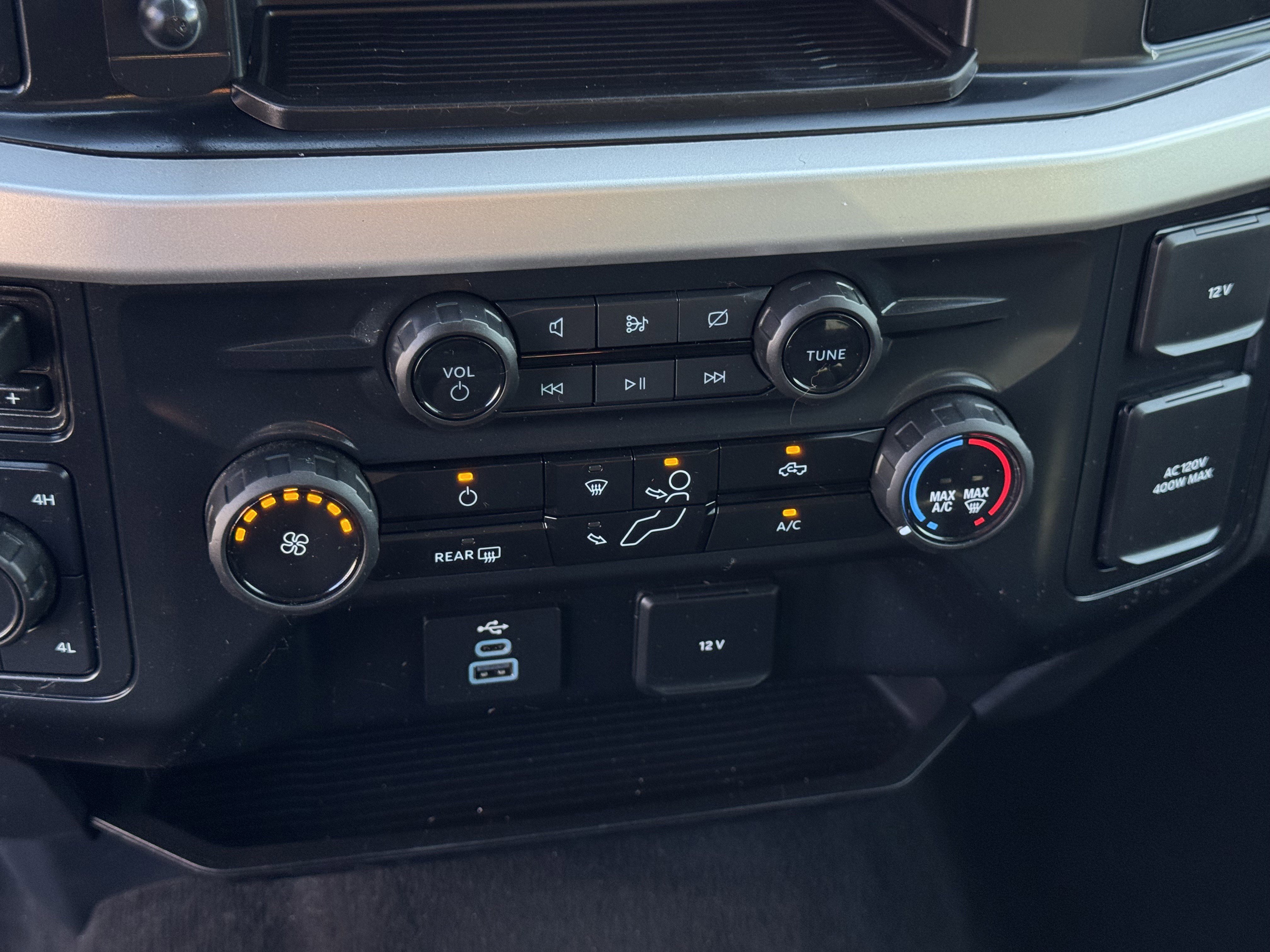 Certified 2024 Ford F250 XL w/ STX Appearance Package image 16