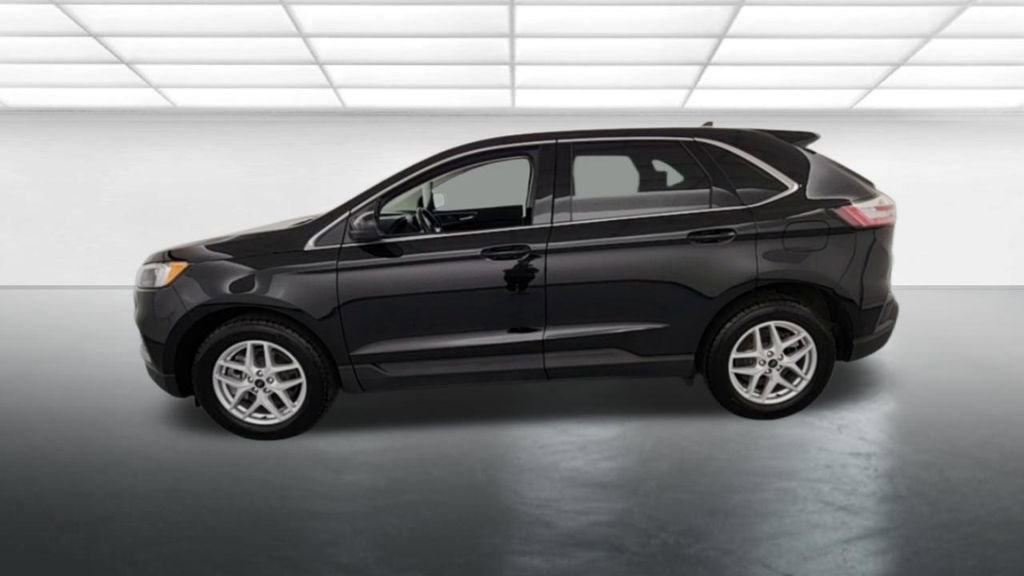 Certified 2024 Ford Edge SEL w/ Convenience Package AWD/4WD image 5