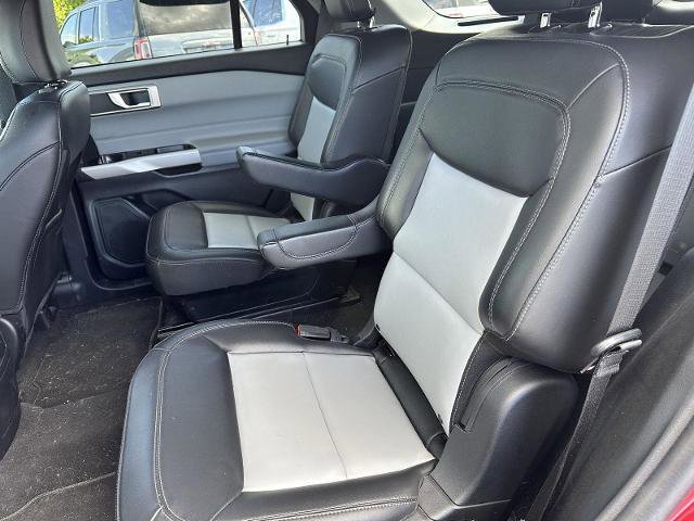 Certified 2023 Ford Explorer XLT w/ Equipment Group 202A AWD/4WD image 16