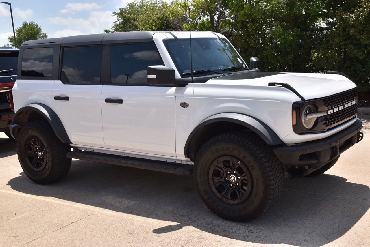 Certified 2024 Ford Bronco Wildtrak AWD/4WD image 5