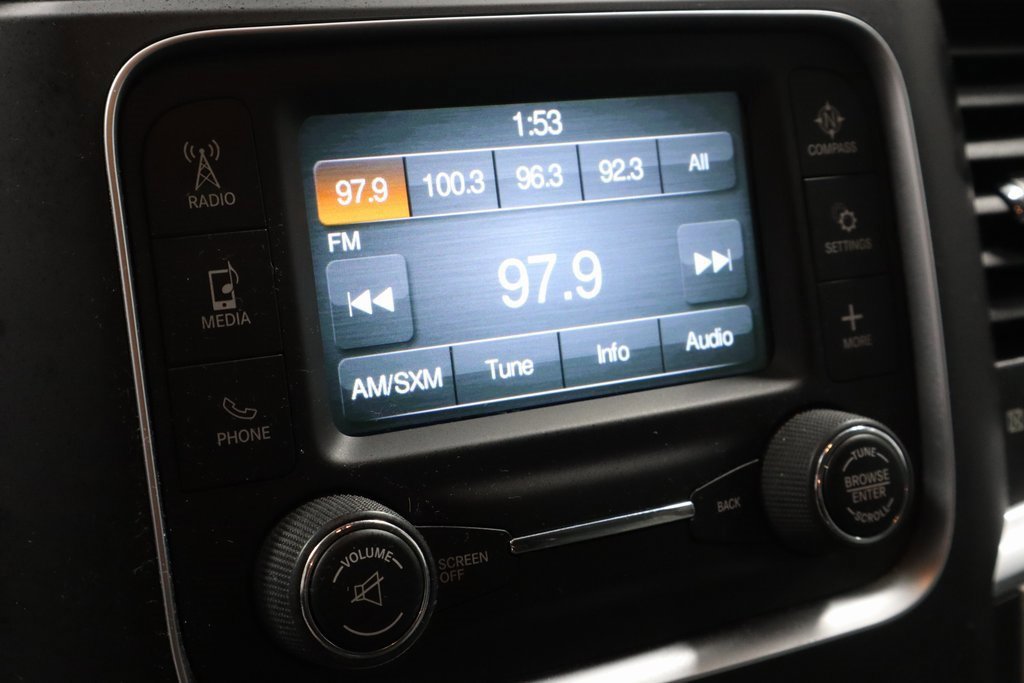 Used 2019 RAM 1500 Classic SLT image 9