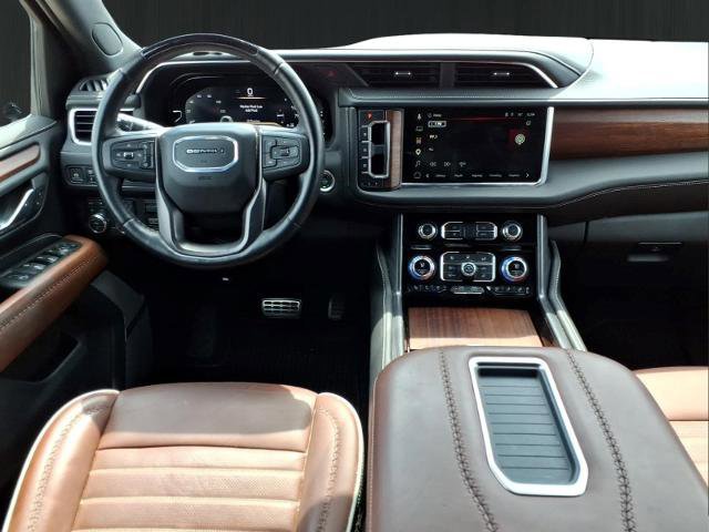 Used 2024 GMC Yukon Denali Ultimate AWD/4WD image 21