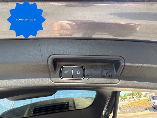 Certified 2025 Ford Explorer ST-Line AWD/4WD image 31