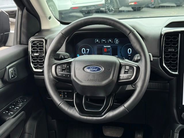 Certified 2025 Ford Ranger Lariat w/ Black Appearance Package image 21