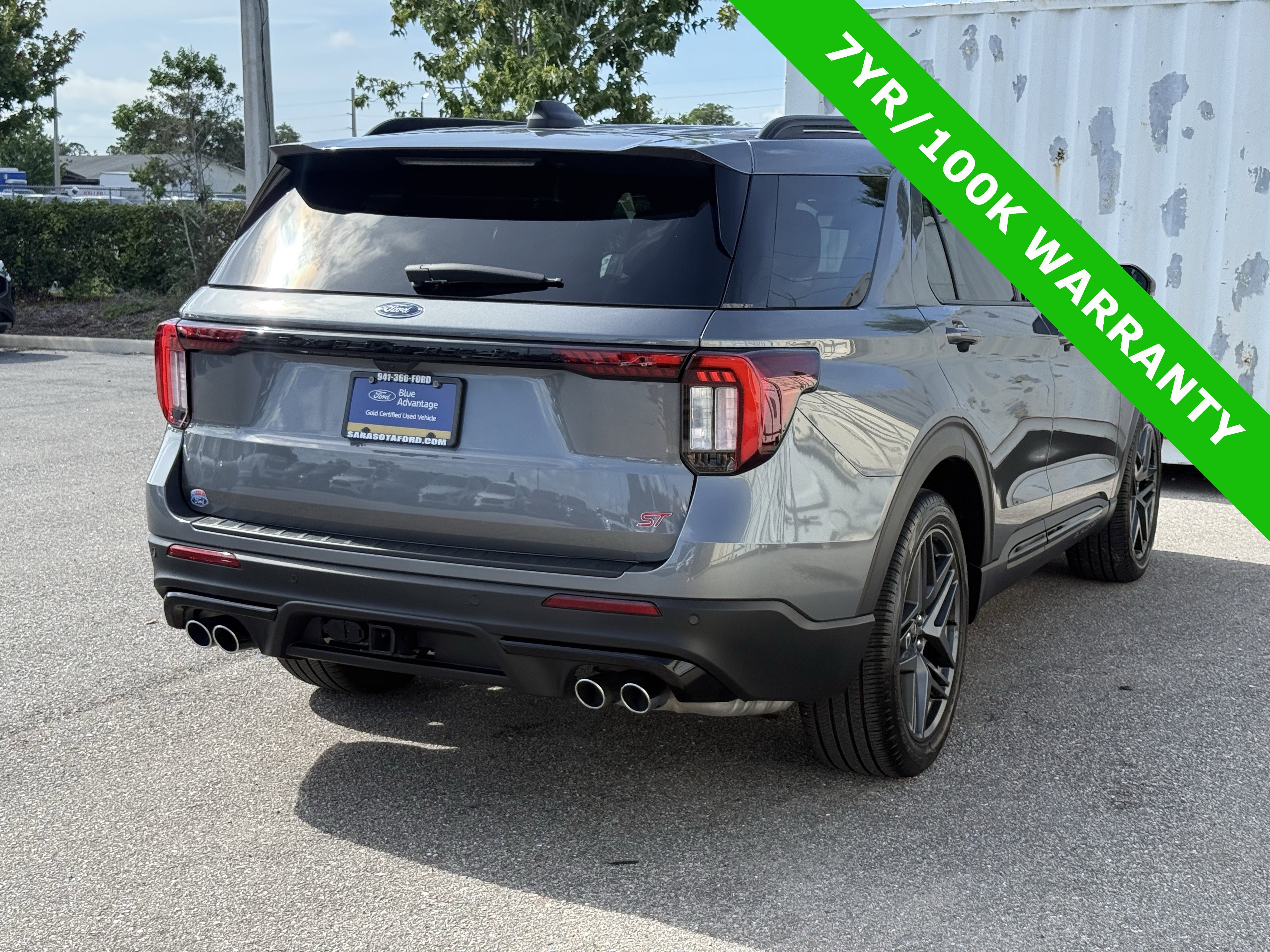 Certified 2025 Ford Explorer ST AWD/4WD image 4