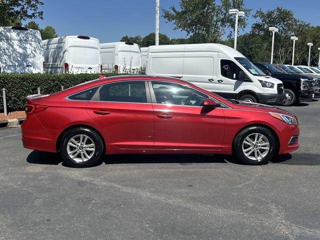 Used 2017 Hyundai Sonata SE w/ Cargo Package FWD image 14