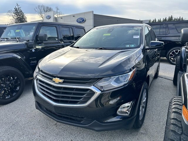 Used 2020 Chevrolet Equinox LT w/ Driver Convenience Package image 2