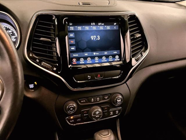 Used 2020 Jeep Cherokee Limited AWD/4WD image 6