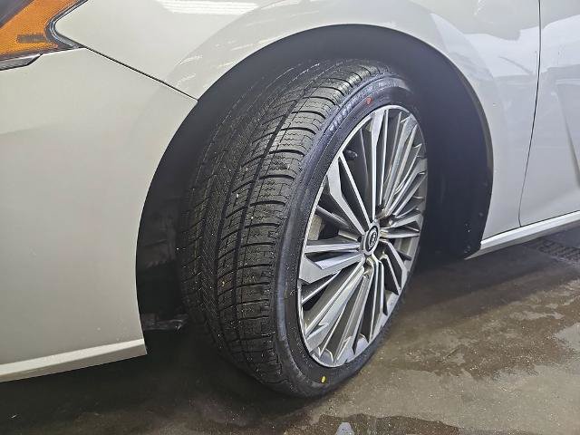 Used 2023 Nissan Altima 2.5 SL FWD image 32