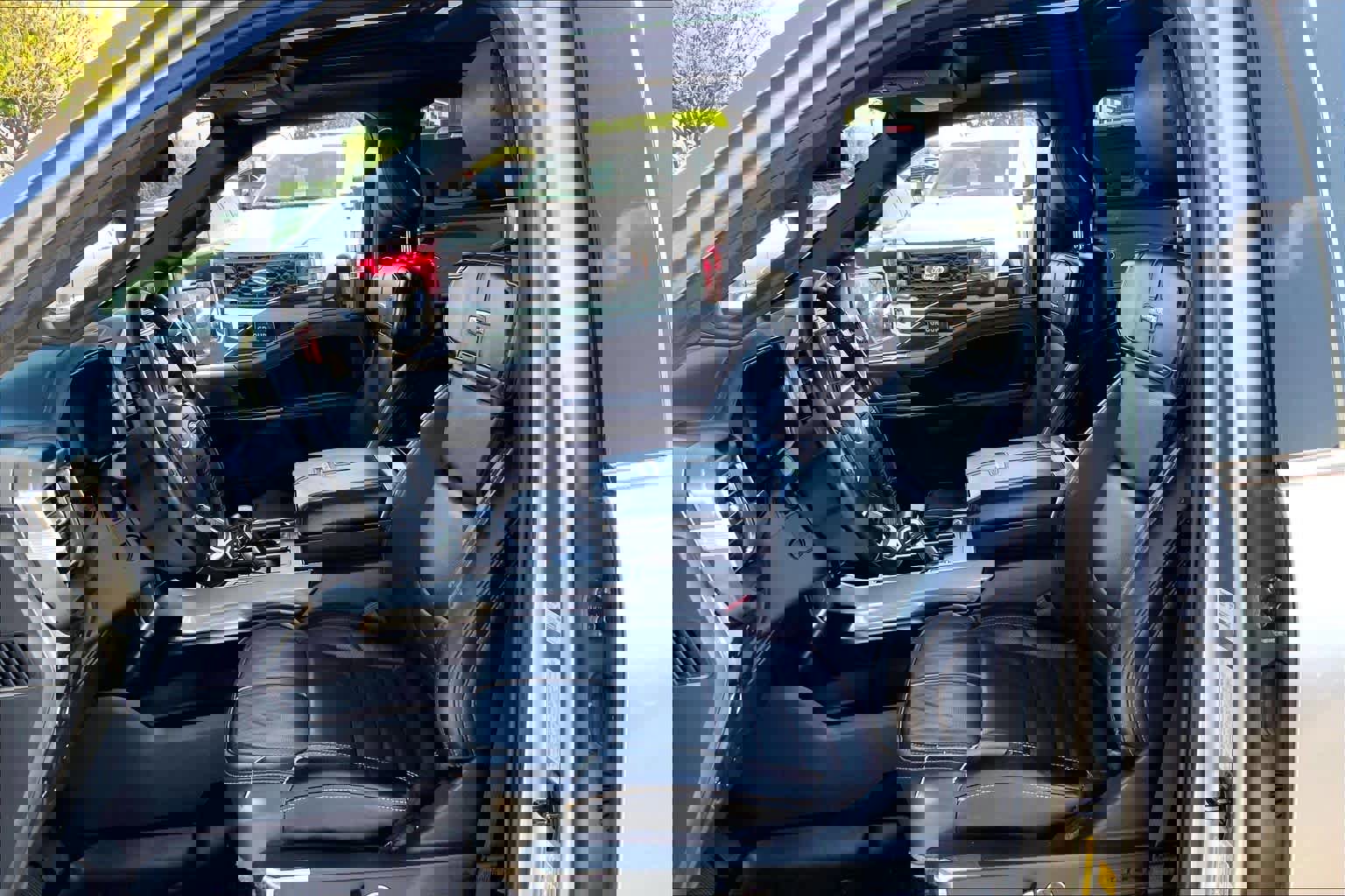 Certified 2021 Ford F150 Platinum w/ Equipment Group 701A High image 10