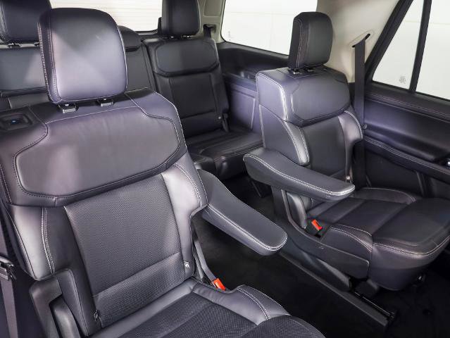 Certified 2025 Ford Expedition Platinum image 10