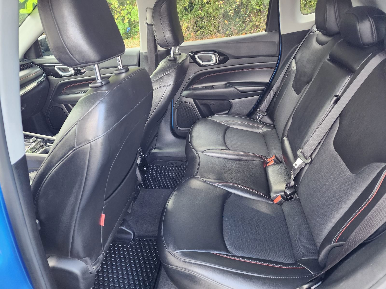 Used 2022 Jeep Compass Trailhawk w/ Trailhawk Convenience Group image 18