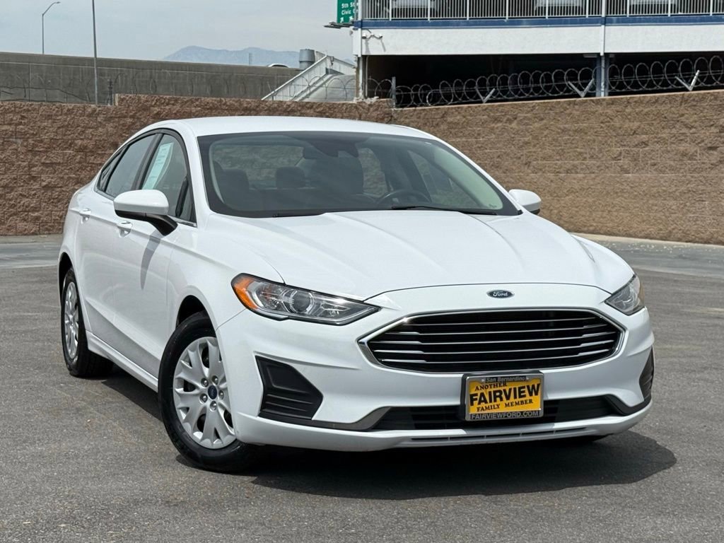 Certified 2019 Ford Fusion S image 3