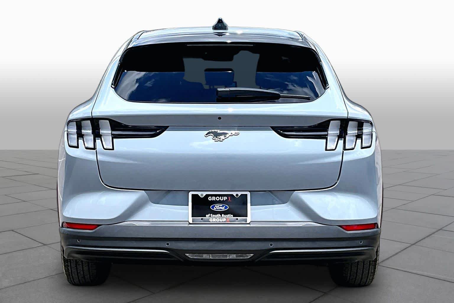 Certified 2025 Ford Mustang Mach-E Select w/ Comfort Package Lite RWD image 4