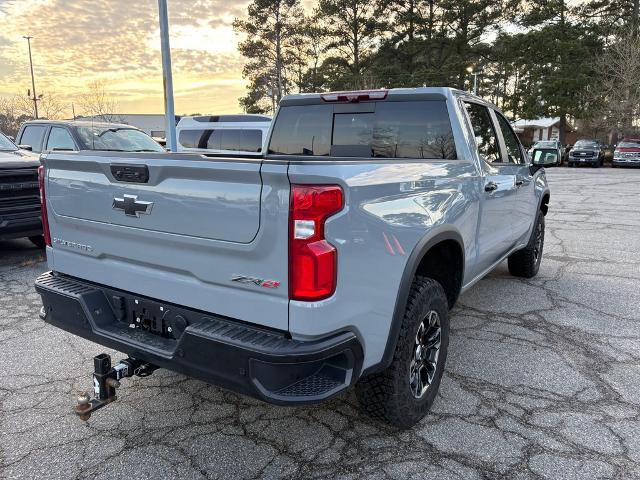 Used 2025 Chevrolet Silverado 1500 ZR2 w/ Technology Package image 5