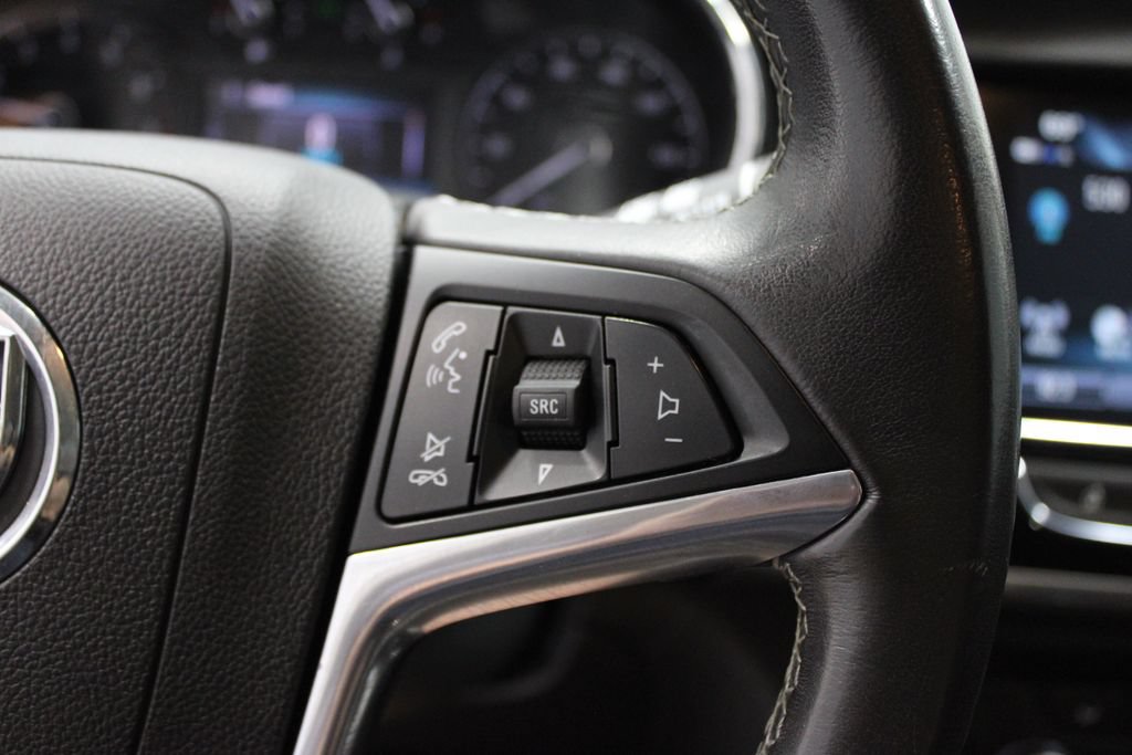 Used 2020 Buick Encore Preferred FWD image 27