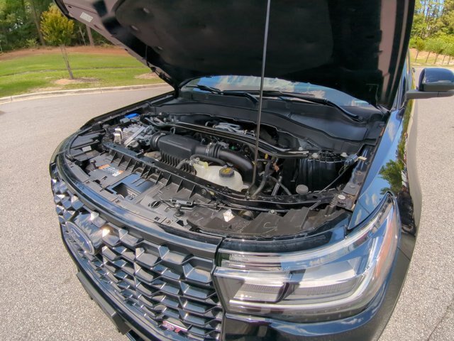 Certified 2025 Ford Explorer ST AWD/4WD image 38