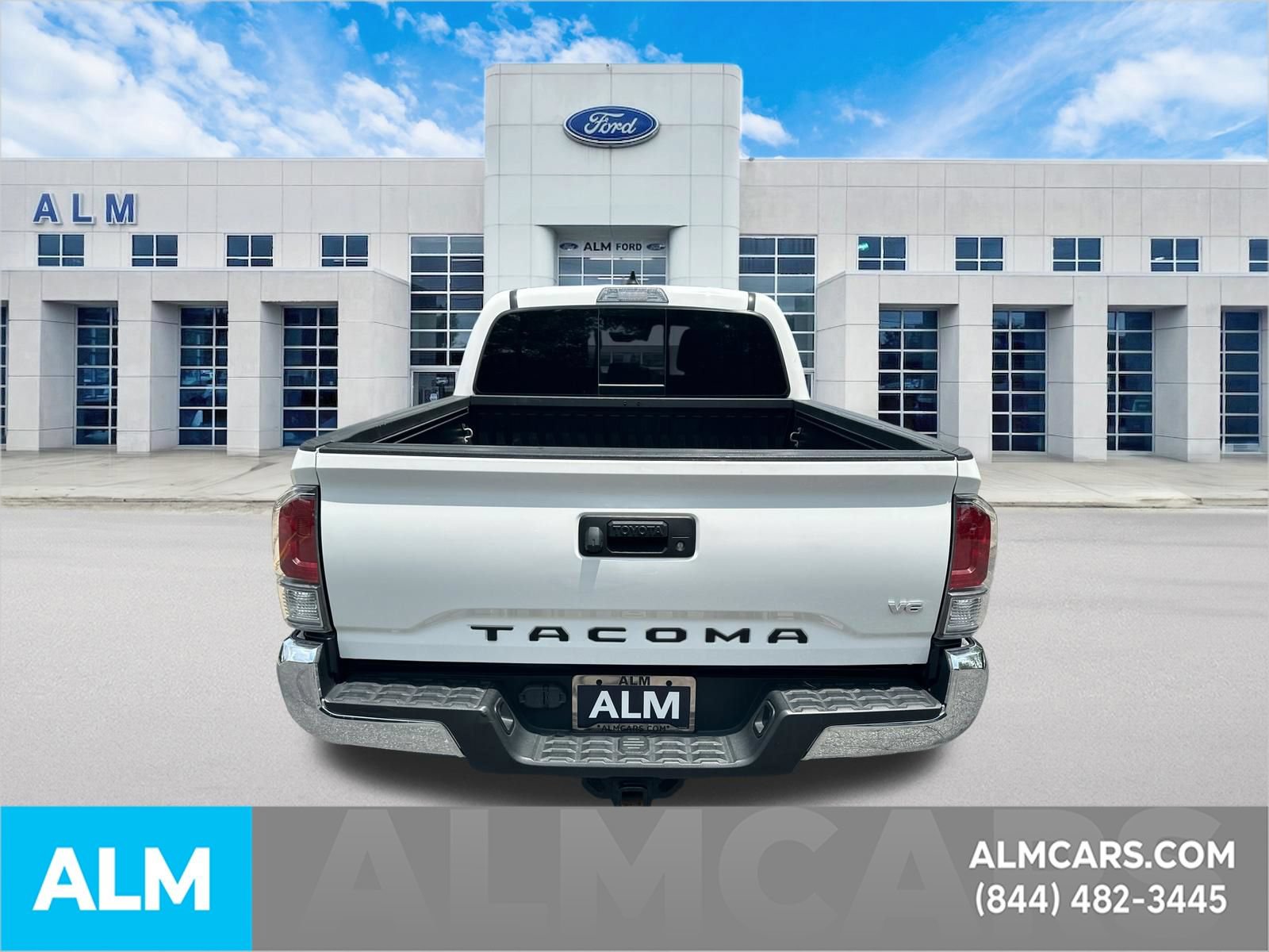 Used 2022 Toyota Tacoma TRD Off-Road RWD image 6