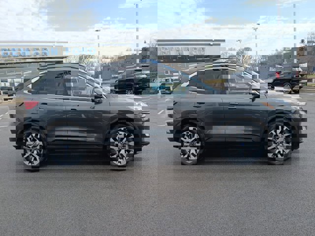 Certified 2020 Ford Escape Titanium image 5